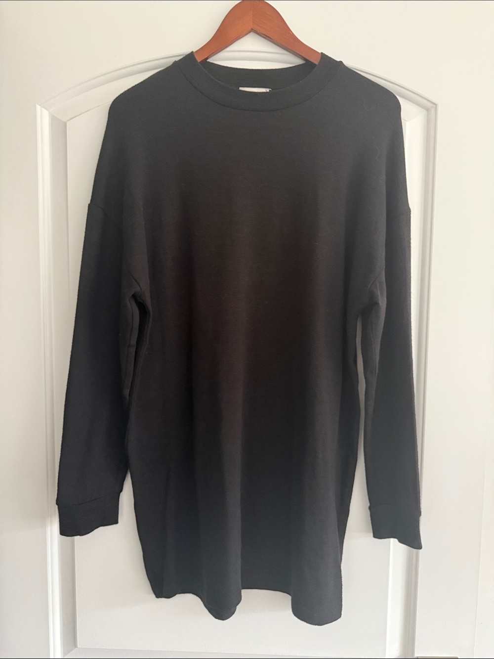 Wilfred (Aritzia) Black Long Sleeve Sweater Dress/Tunic, Size M
